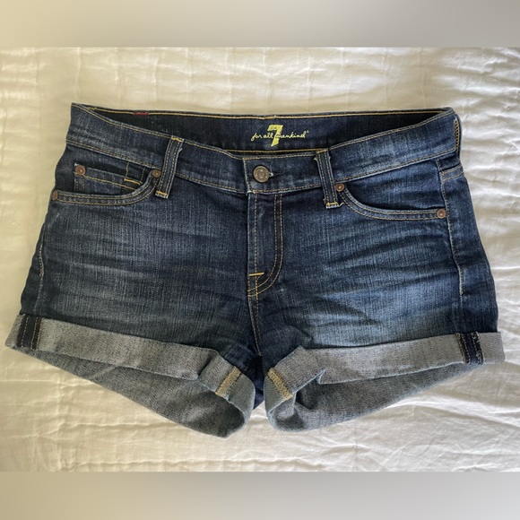 Easy Ruby Denim Shorts Banana - 7 For All Mankind